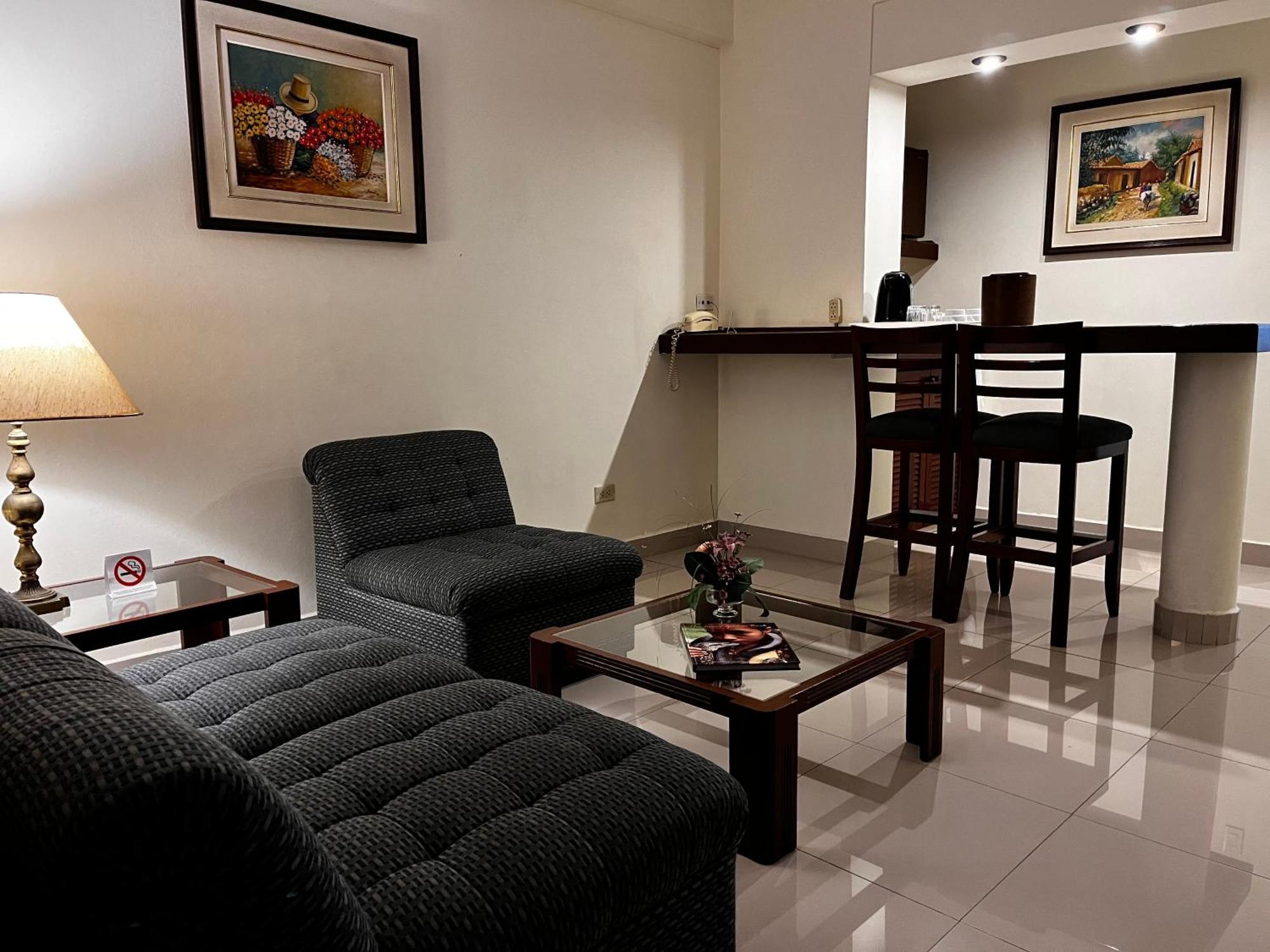 Hotel Boulevard Lima Bagian luar foto