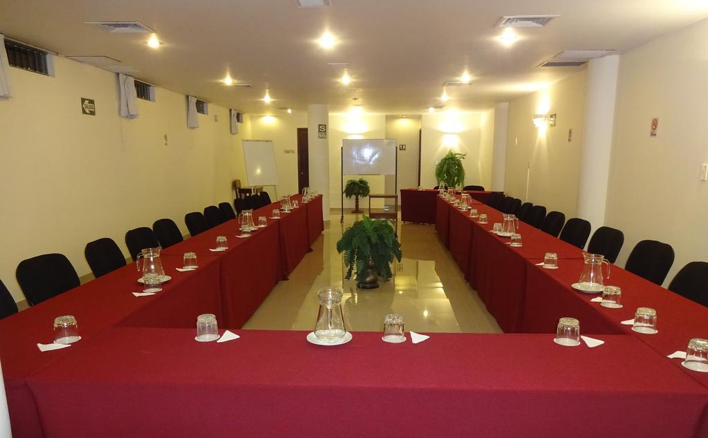 Hotel Boulevard Lima Bagian luar foto